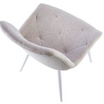 silla tapizada blanca