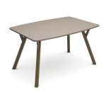 mesa curvada moderna